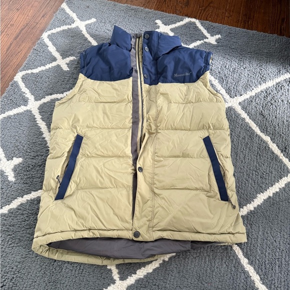 Men's Moosejaw Down Puffer Vest - Picture 1 of 8